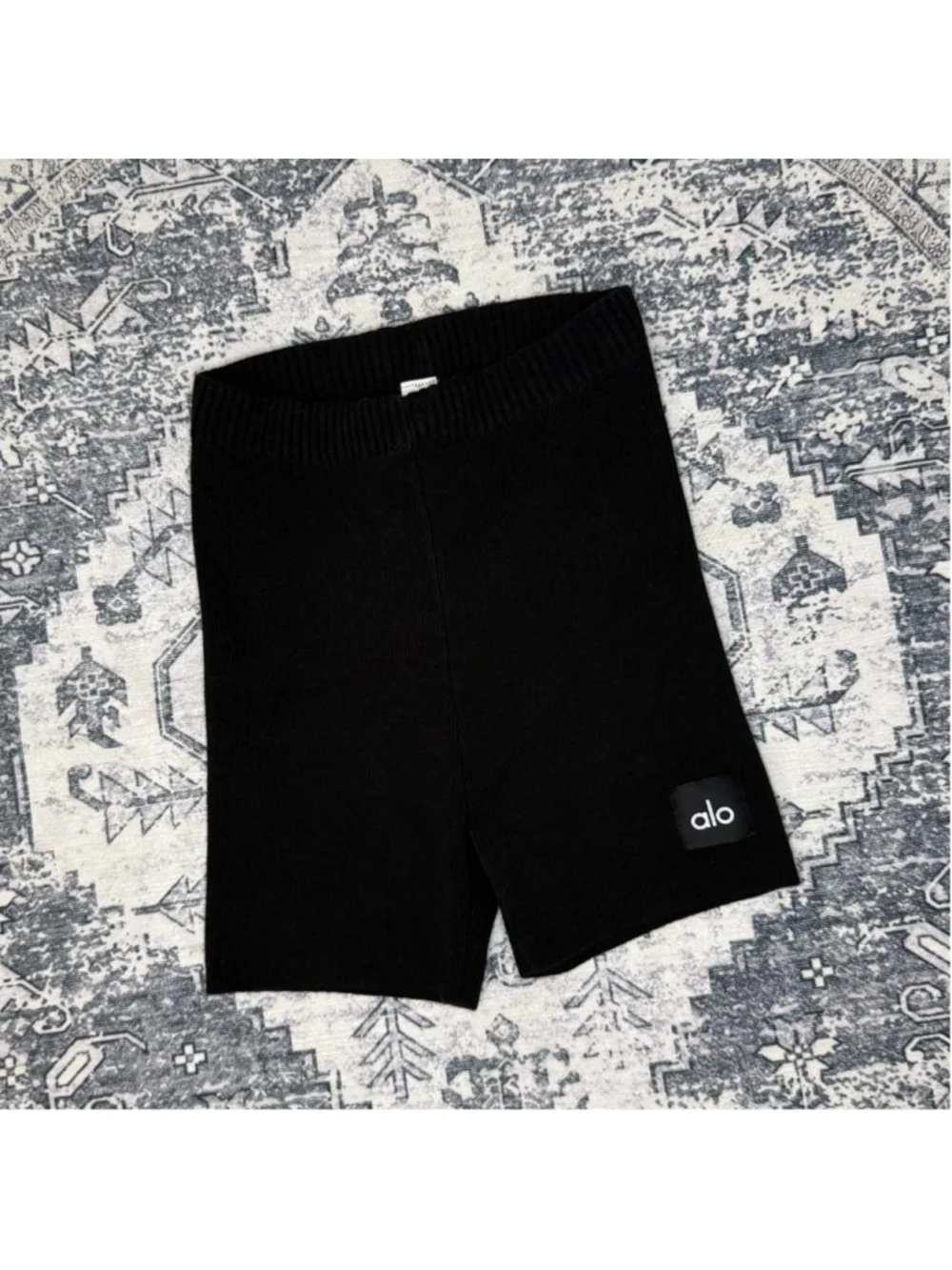 Alo Yoga Scholar Knit High-Waist Cotton Blend Short - Size XS